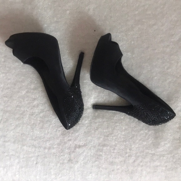 Black Rhinestone Heel - Picture 8 of 8